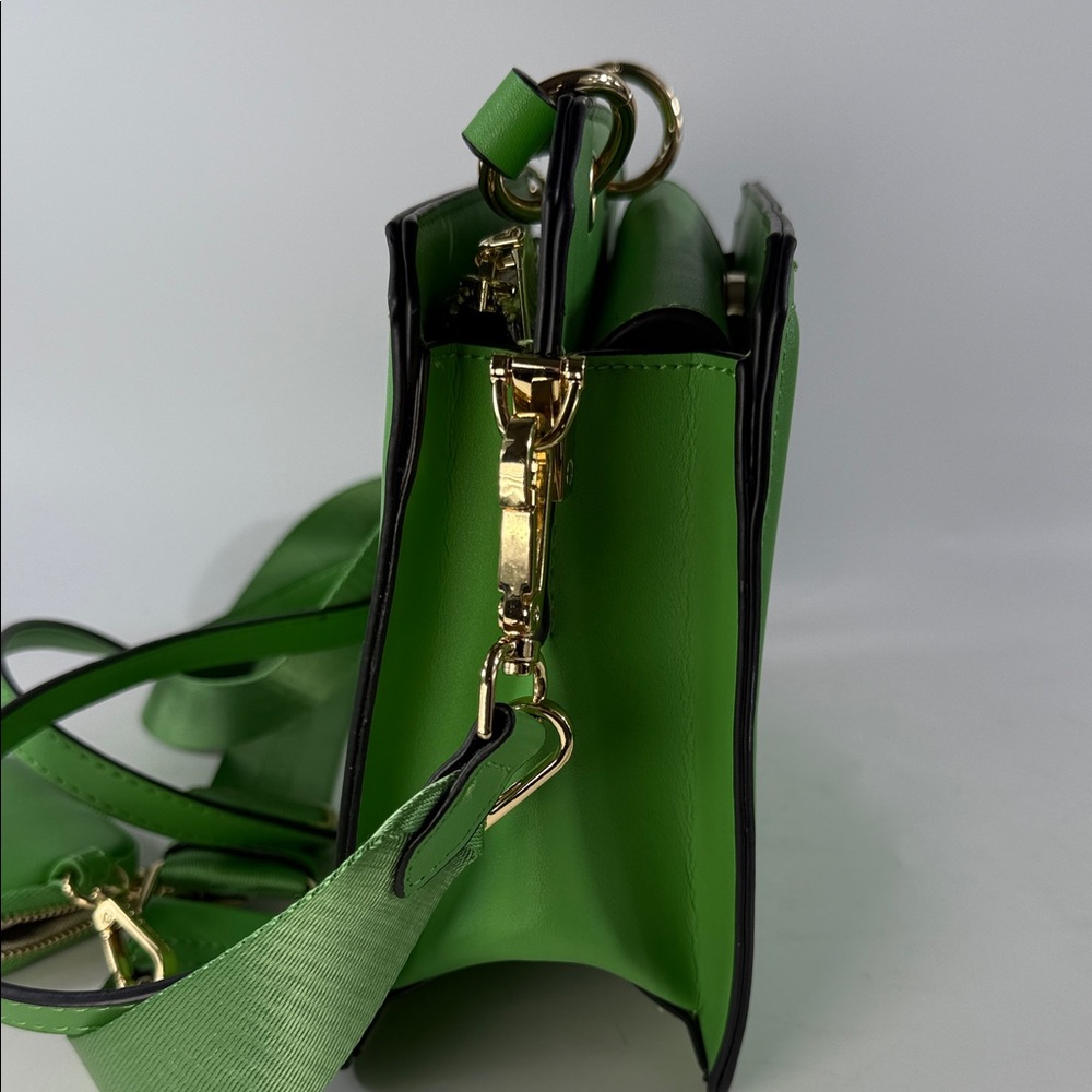 Steve Madden Vibrant Green Crossbody Bag Trio - Picture 4 of 12